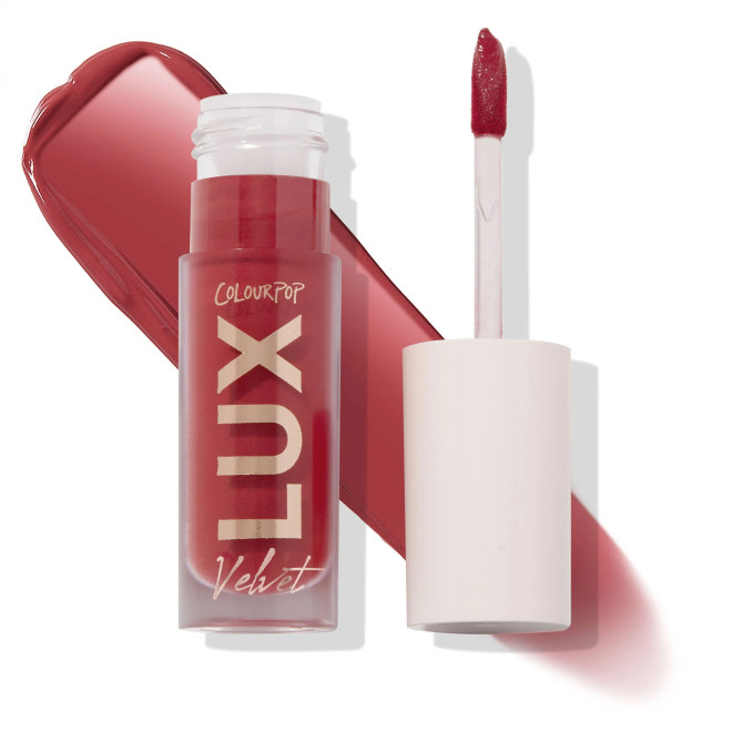 it's a banger lux liquid lip