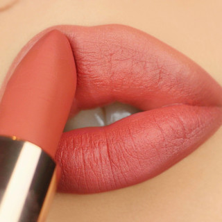 oasis blur lux lipstick