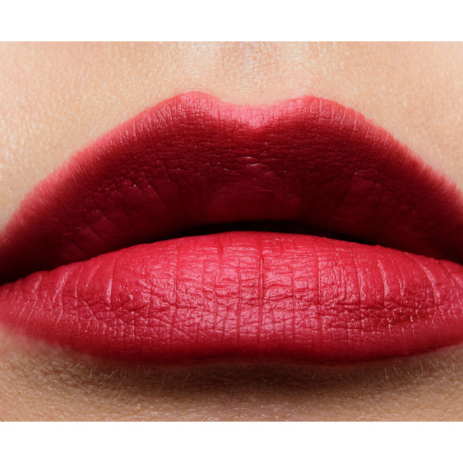 on a roll lux liquid lip