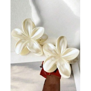 White Hair Claw clip